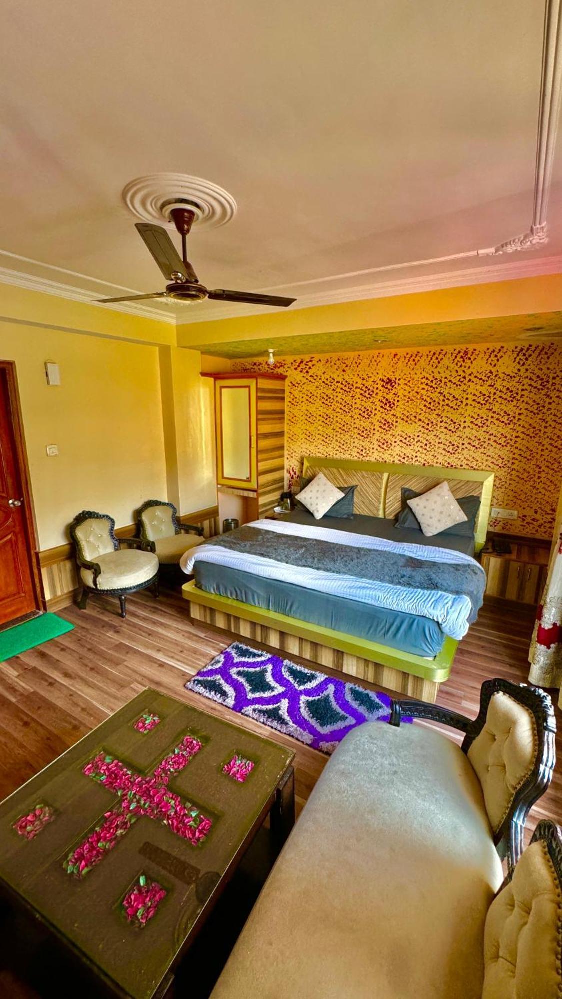 Hotel Apple Regency Shimla Exterior photo
