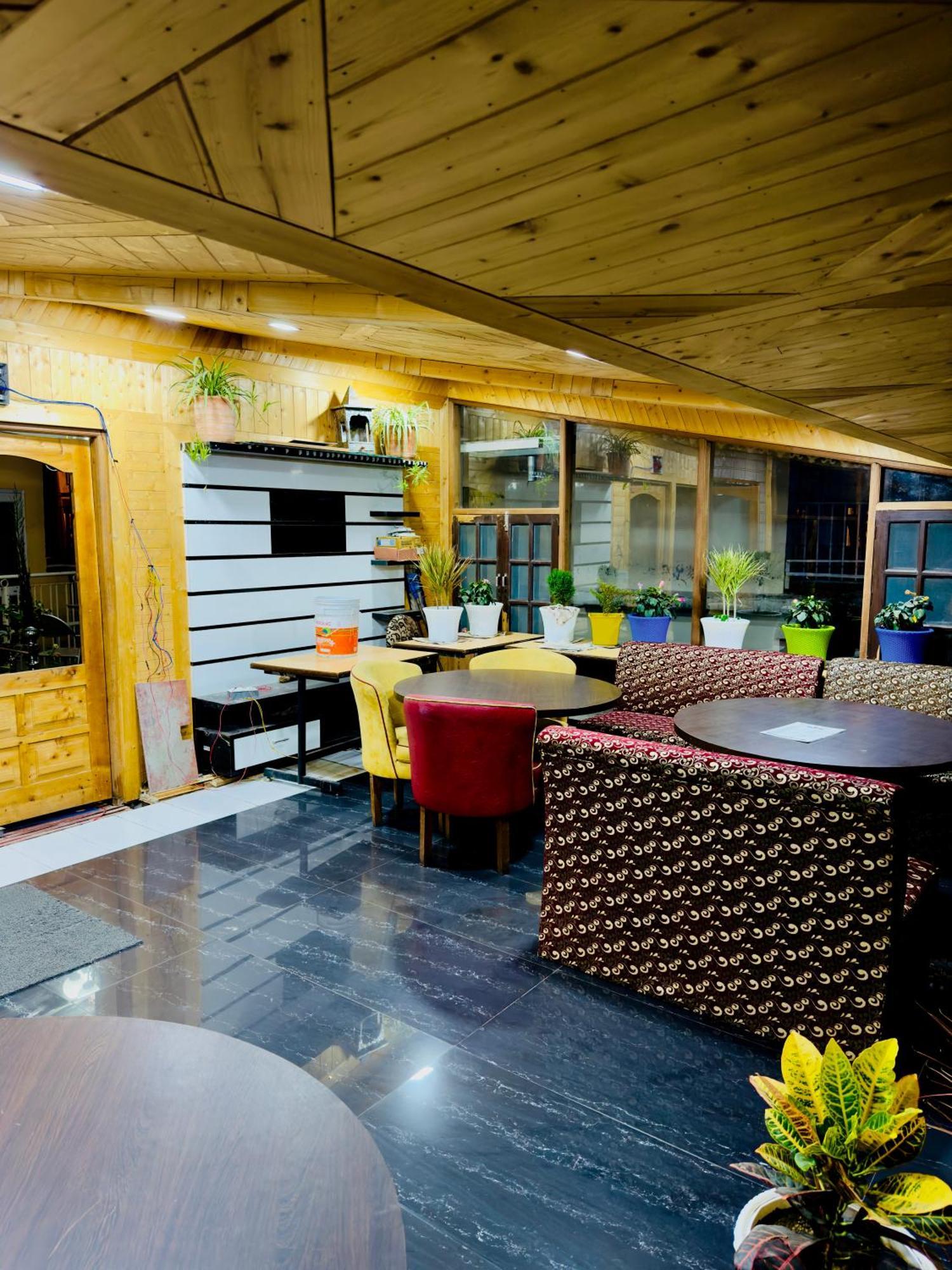 Hotel Apple Regency Shimla Exterior photo